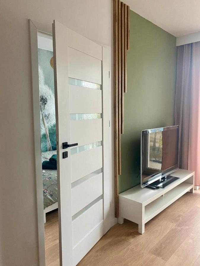 Airport Green Apartment Kl21 - Air Condition & Free Parking Warsaw Exterior photo